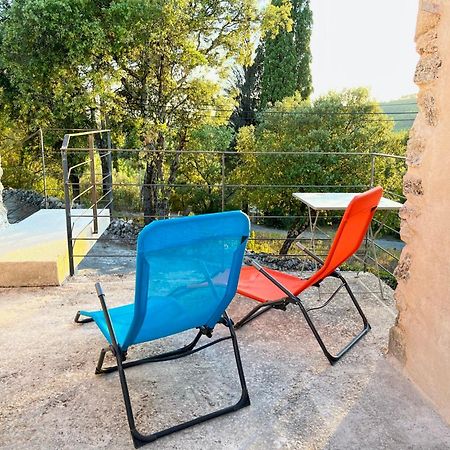 La Parenthese Du Var - Gite Avec Grande Terrasse Vue Sur Piscine Saint-Antonin-du-Var Exterior photo