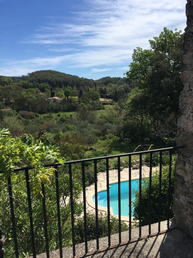 La Parenthese Du Var - Gite Avec Grande Terrasse Vue Sur Piscine Saint-Antonin-du-Var Exterior photo